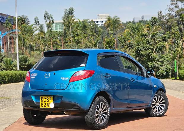 2011 Mazda Demio 1300cc Skyactiv Accident Free - thumbnail 5