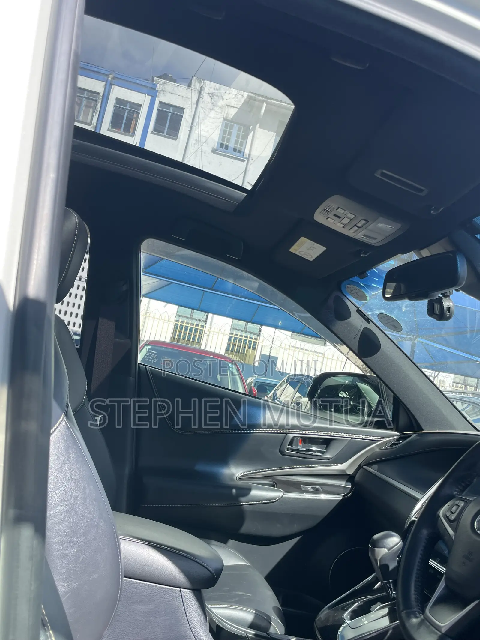 Toyota Harrier 2.0 2019
