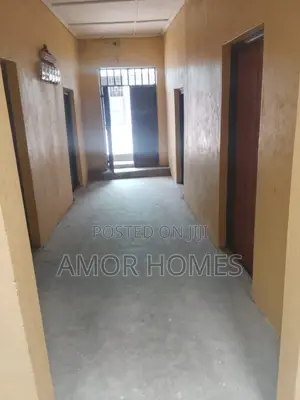 Studio Apartment in Mewa-Town, Majengo for rent
