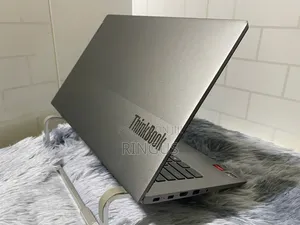 Laptop Lenovo ThinkBook 14s Gen 2 16GB AMD Ryzen 7 SSD 256GB