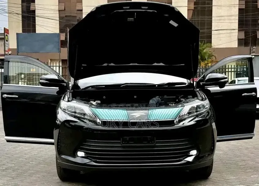 Toyota Harrier 2019 Black