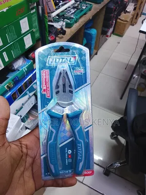 TOTAL 180mm (7") Combination Pliers,.,.,., ,