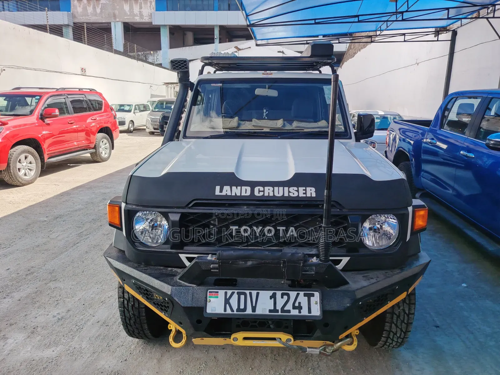Toyota Land Cruiser 2025 White