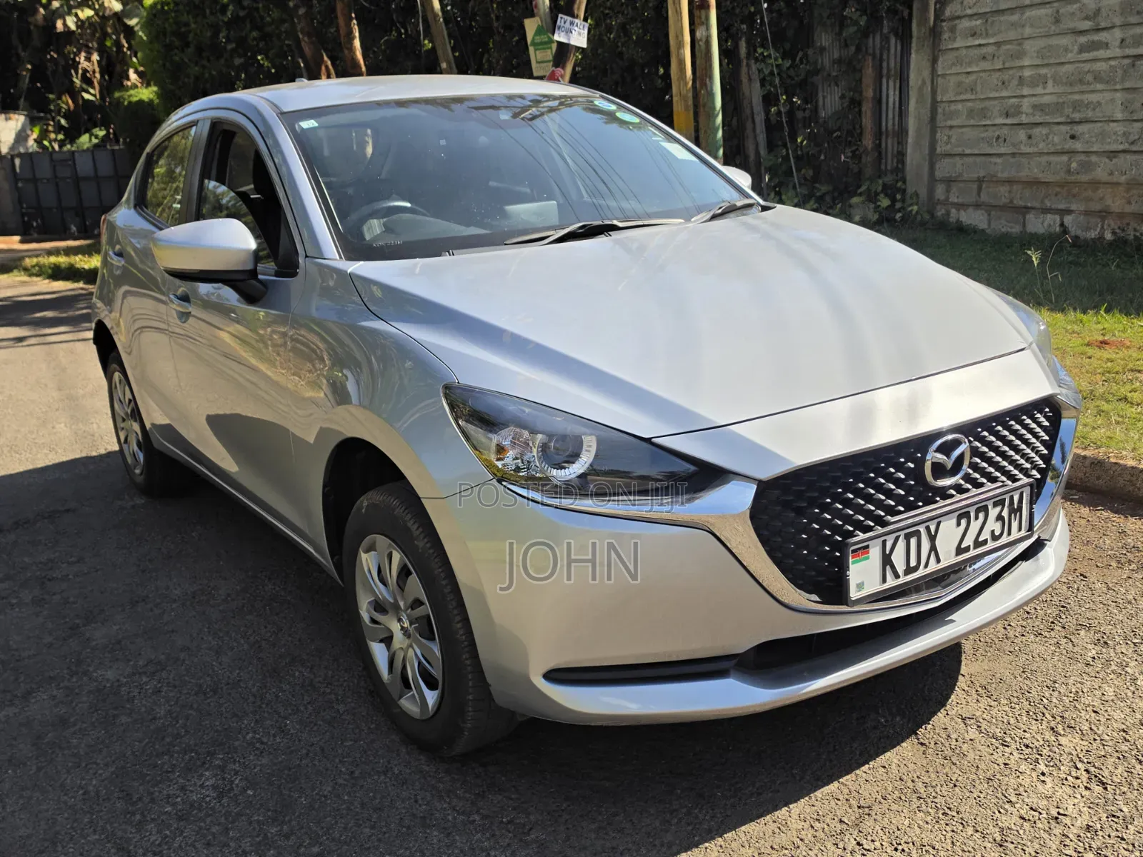 Mazda 2 2020 Silver