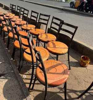 Wooden Metallic Restaurants Chairs