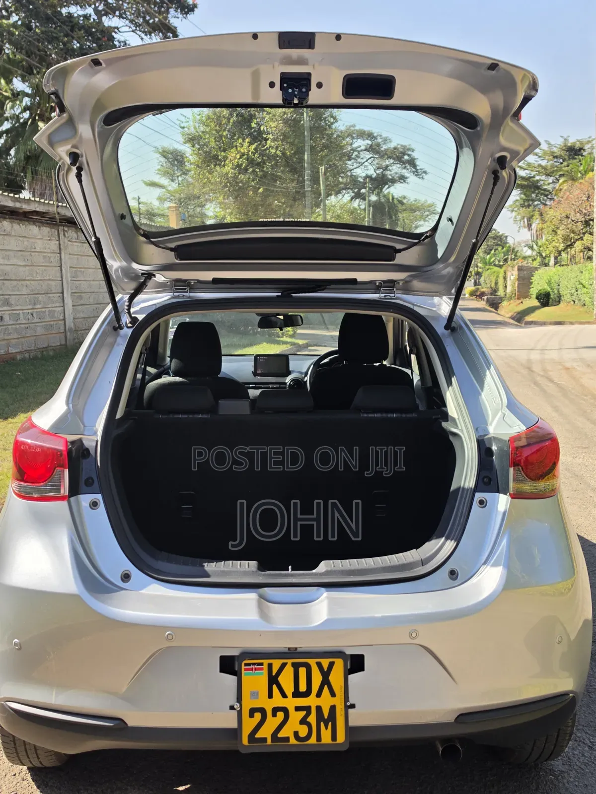 Mazda 2 2020 Silver
