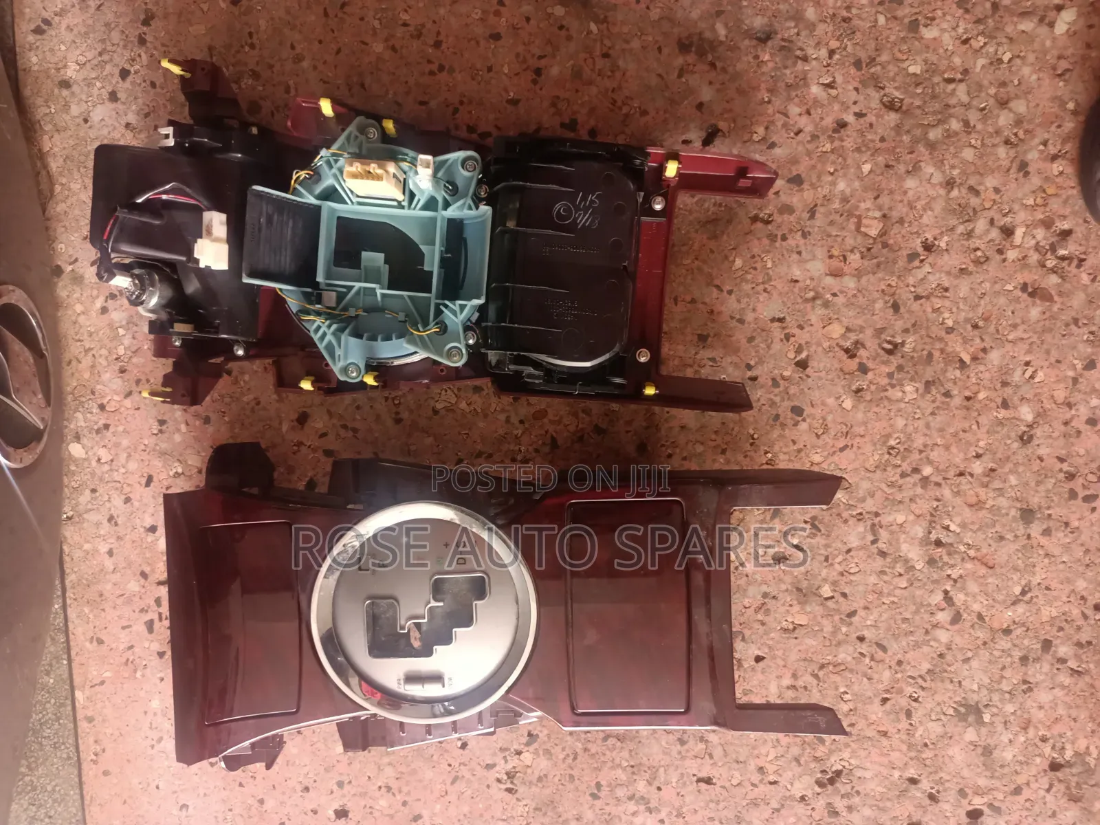 Toyota Mark X Gear Panel