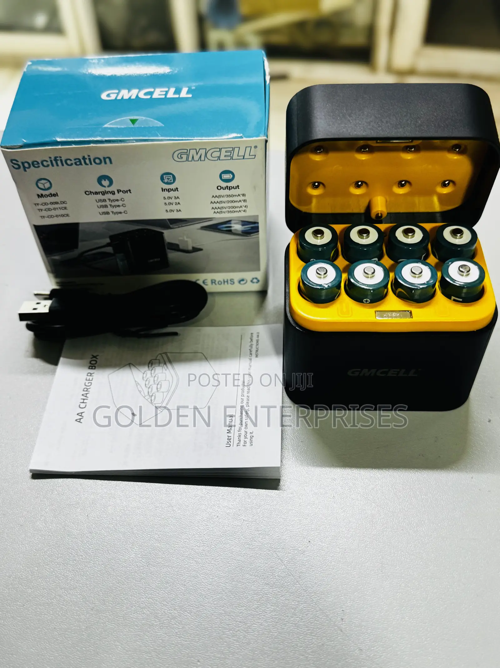 GMCELL 8-Slot AA Rechargeable Battery Charger Box, Lithium Batteries