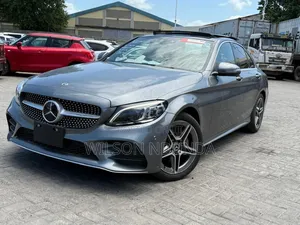 Mercedes-Benz C200 2020 Gray