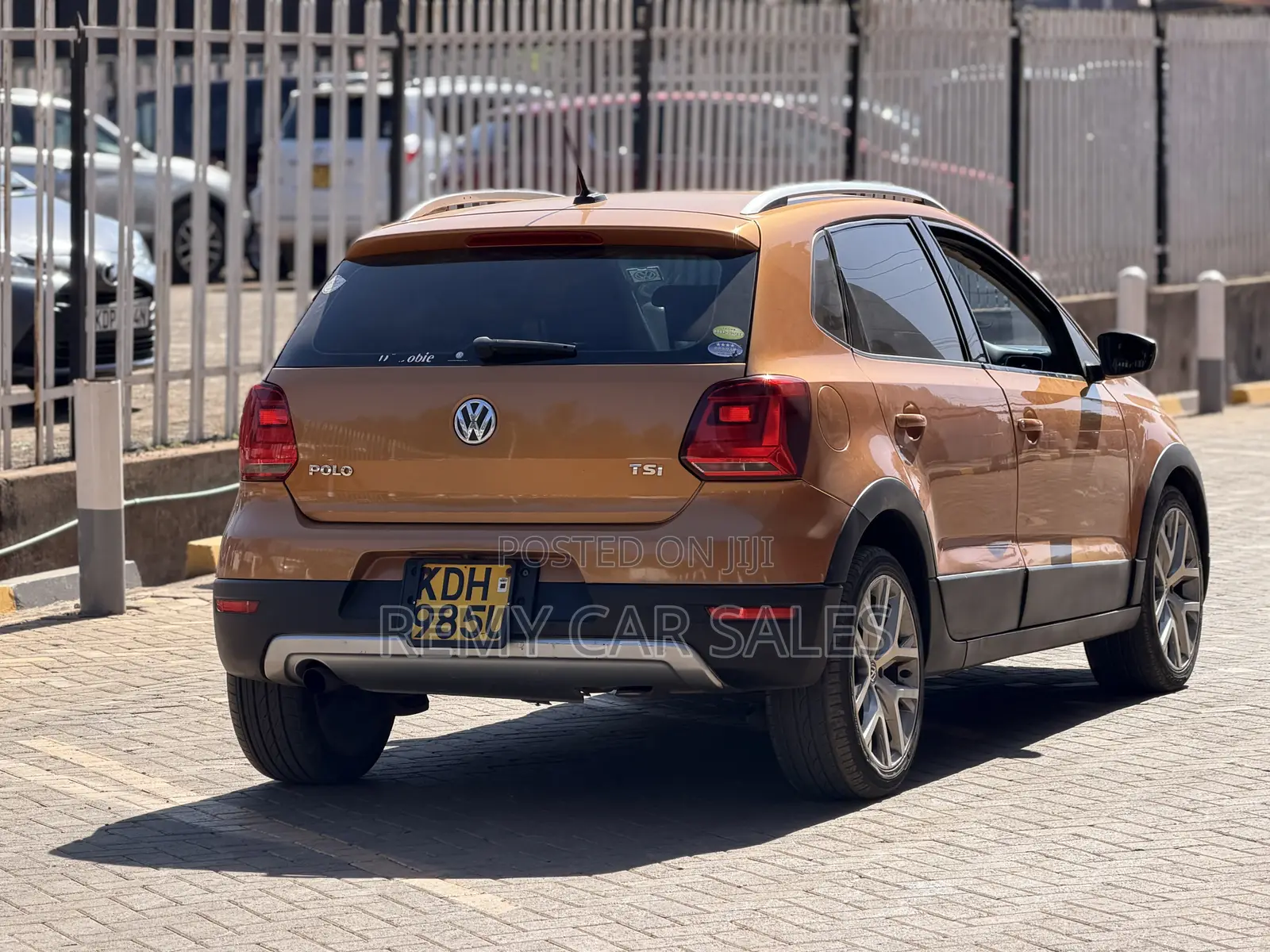 Volkswagen Golf 2015 Burgundy