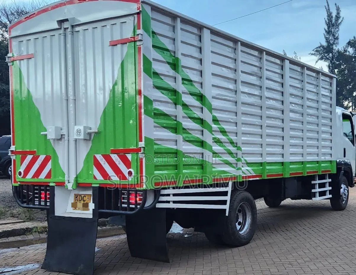 Isuzu FRR90 2021 Model