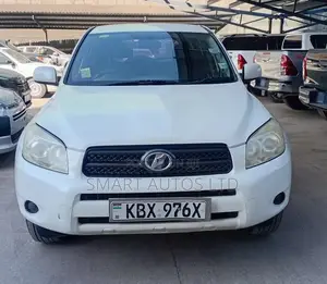 Toyota RAV4 2006 Off white