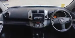 Toyota RAV4 2006 Off white