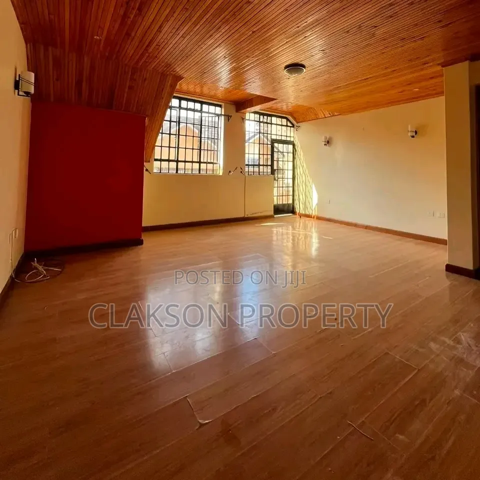 2bdrm Apartment in Muringa Road, Hurlingham for rent