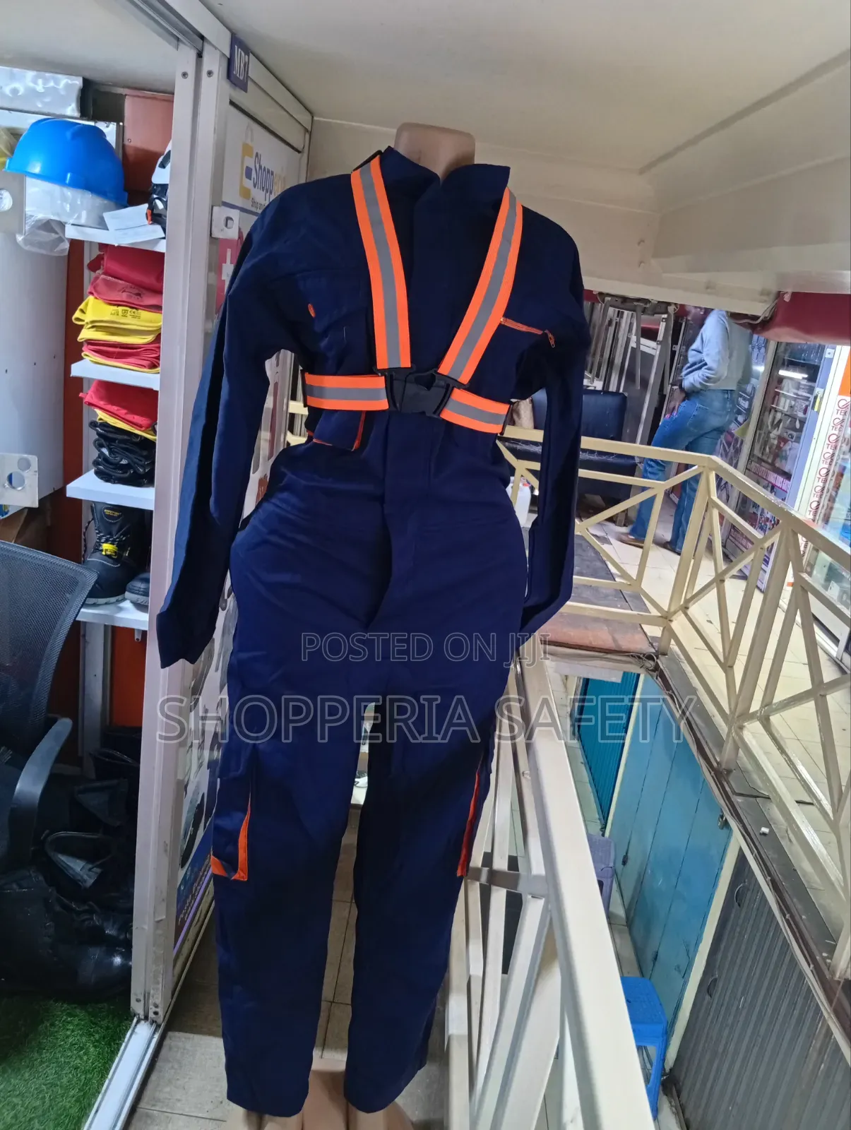 Cargo Overall