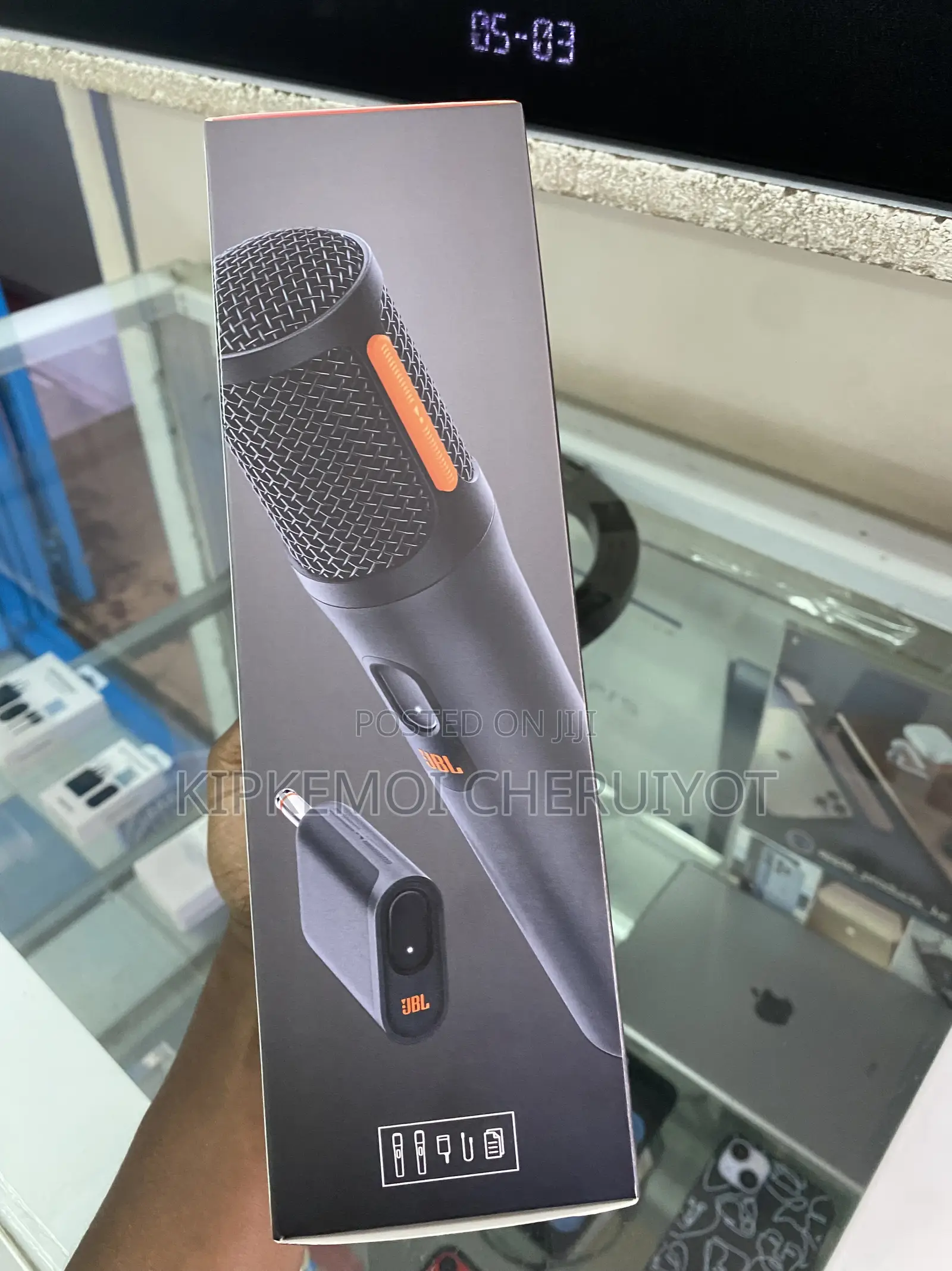 JBL PartyBox Wireless Microphone