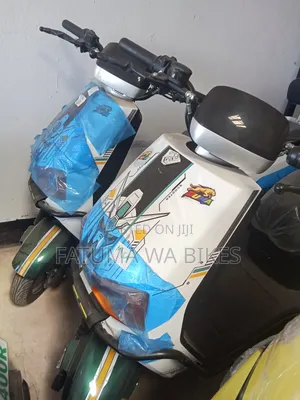 New Arc Vector 2025 White