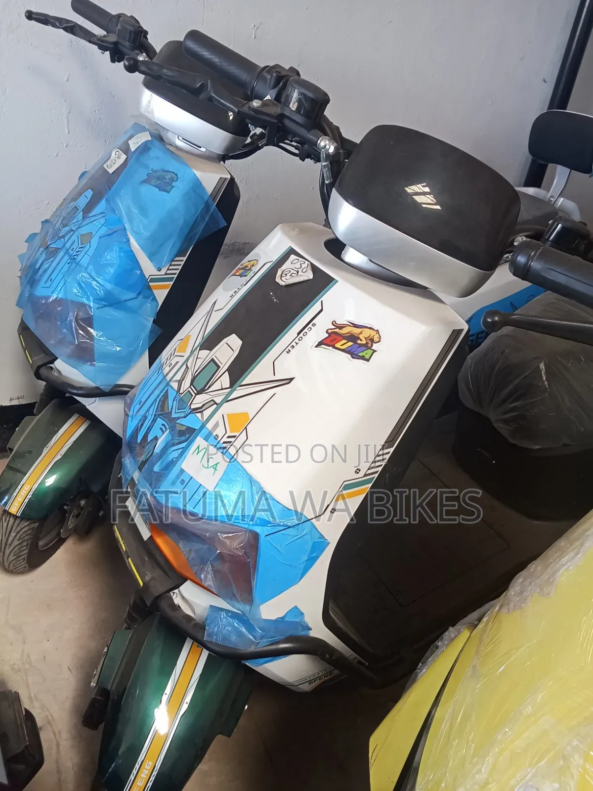 New Arc Vector 2025 White