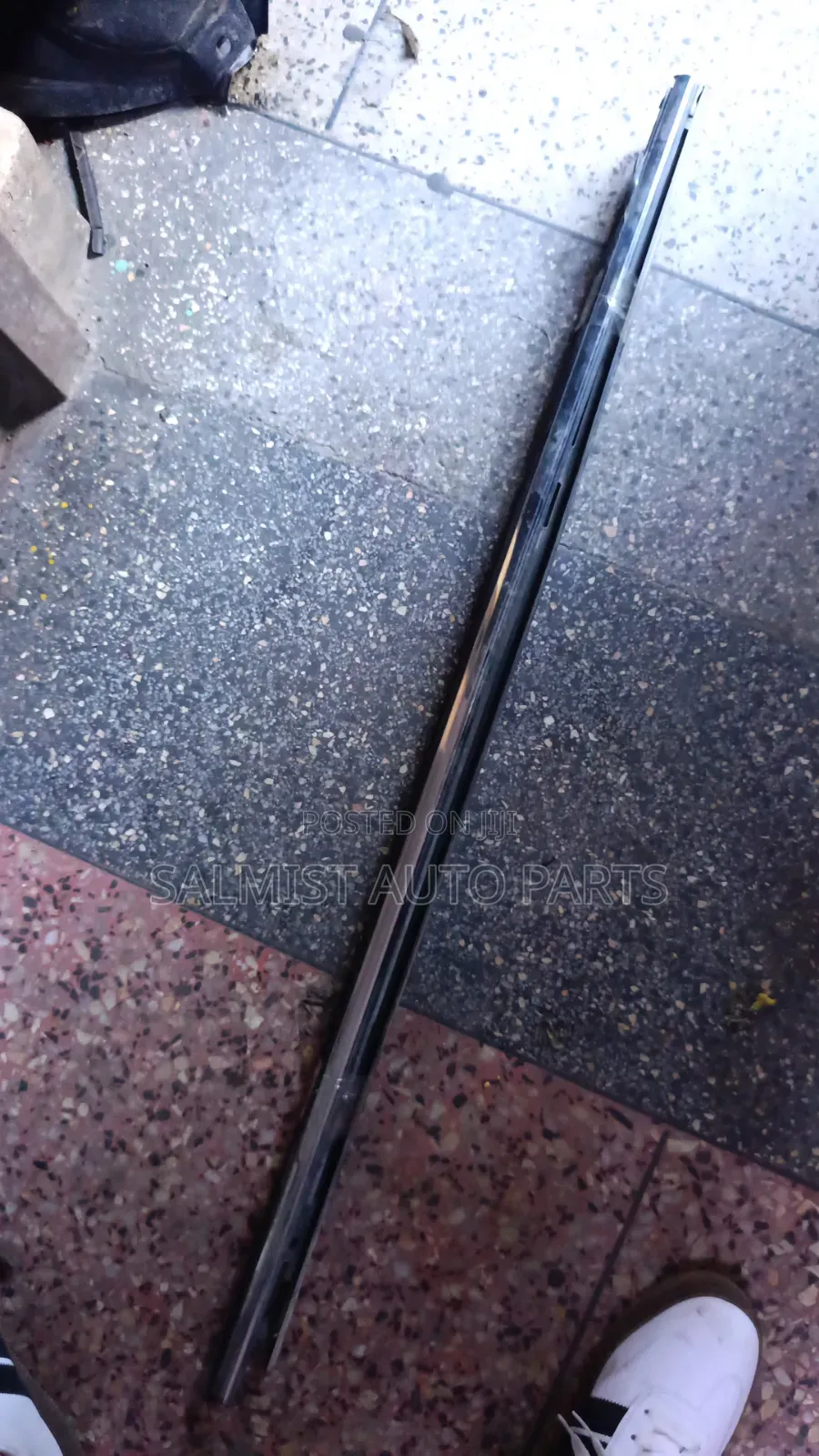 Toyota Premio Nyoka Weather Strip