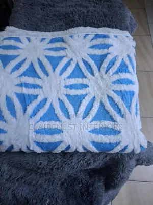 6 by 6 Cozy Fleece Woolen Duvets