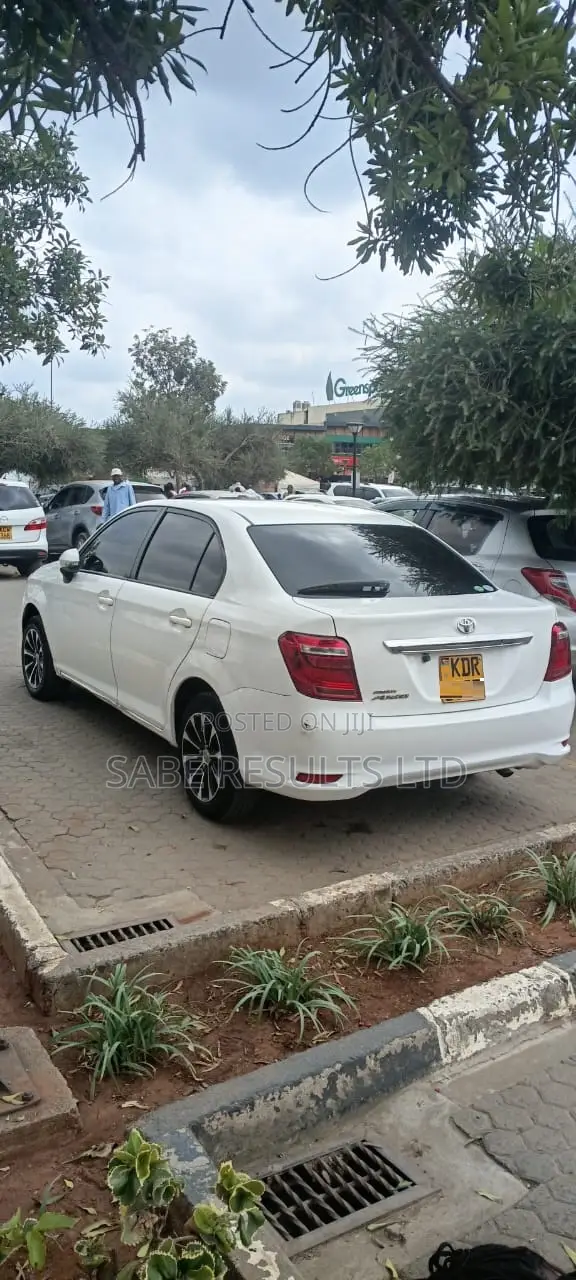 Toyota Axio