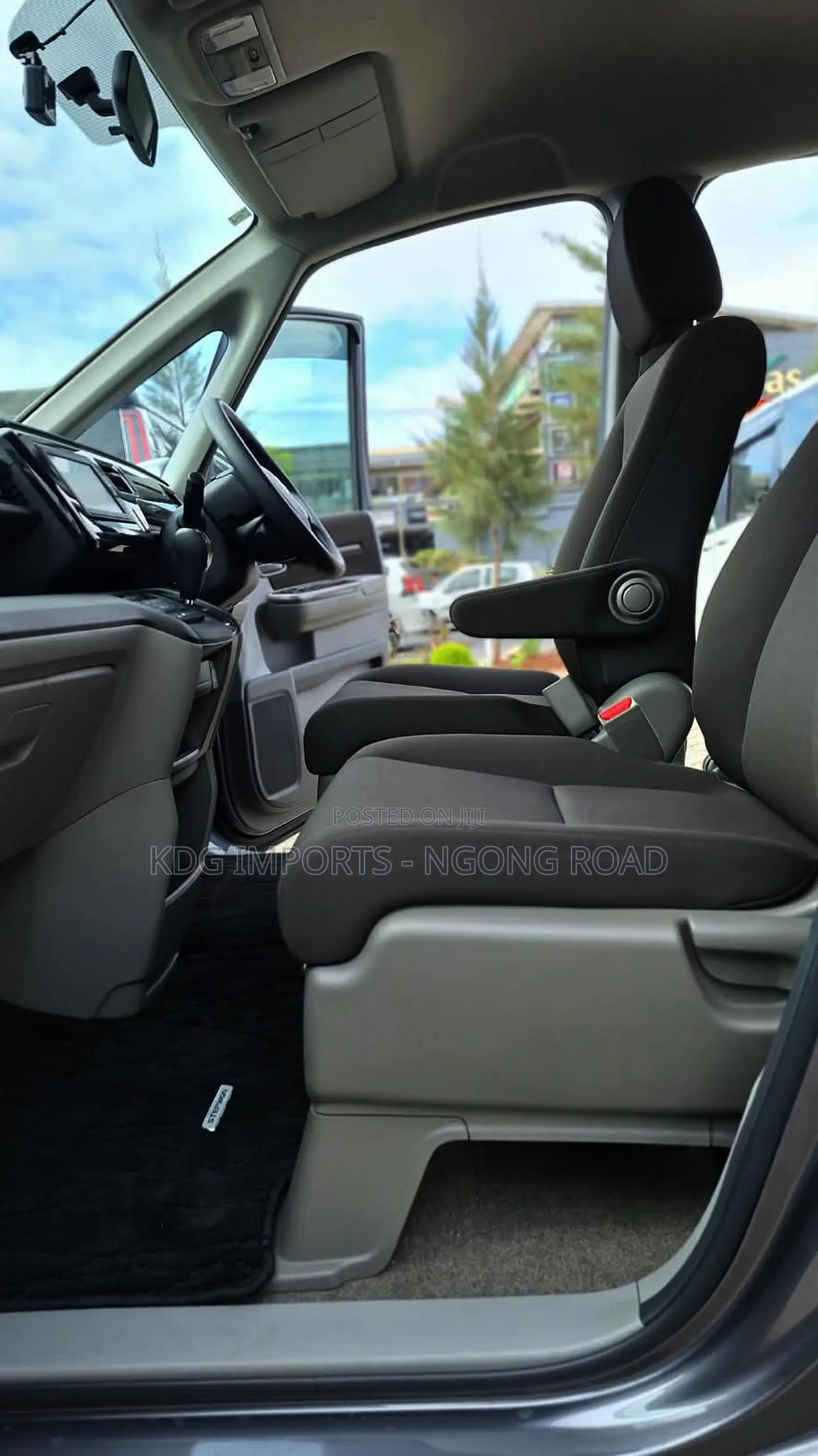 Honda Stepwgn 2019 Gray