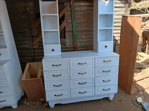 Modern and Minimalist Dresser