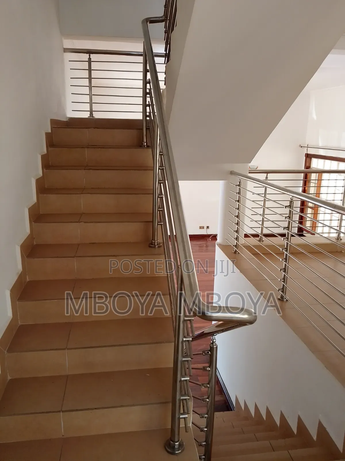 4bdrm Townhouse / Terrace in Kyuna for rent