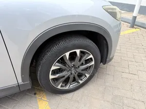 Mazda CX-5 2015 Gray