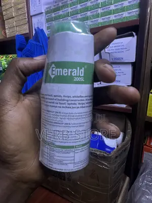 Emerald (NO SMELL)Cockroach Knock Down Formulae