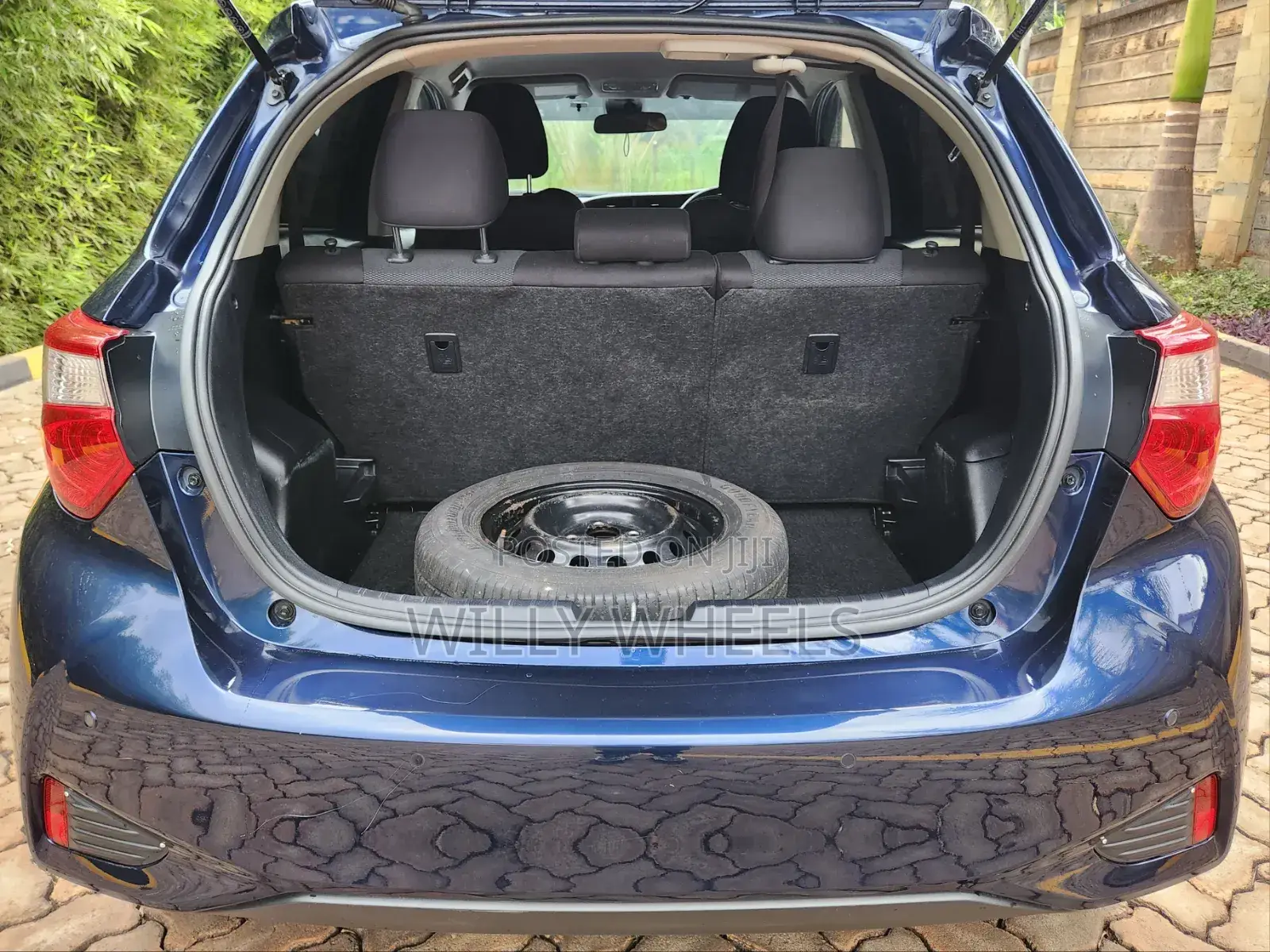 Toyota Vitz 2019 Blue
