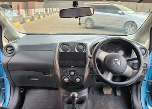 Nissan Note 2011 Blue