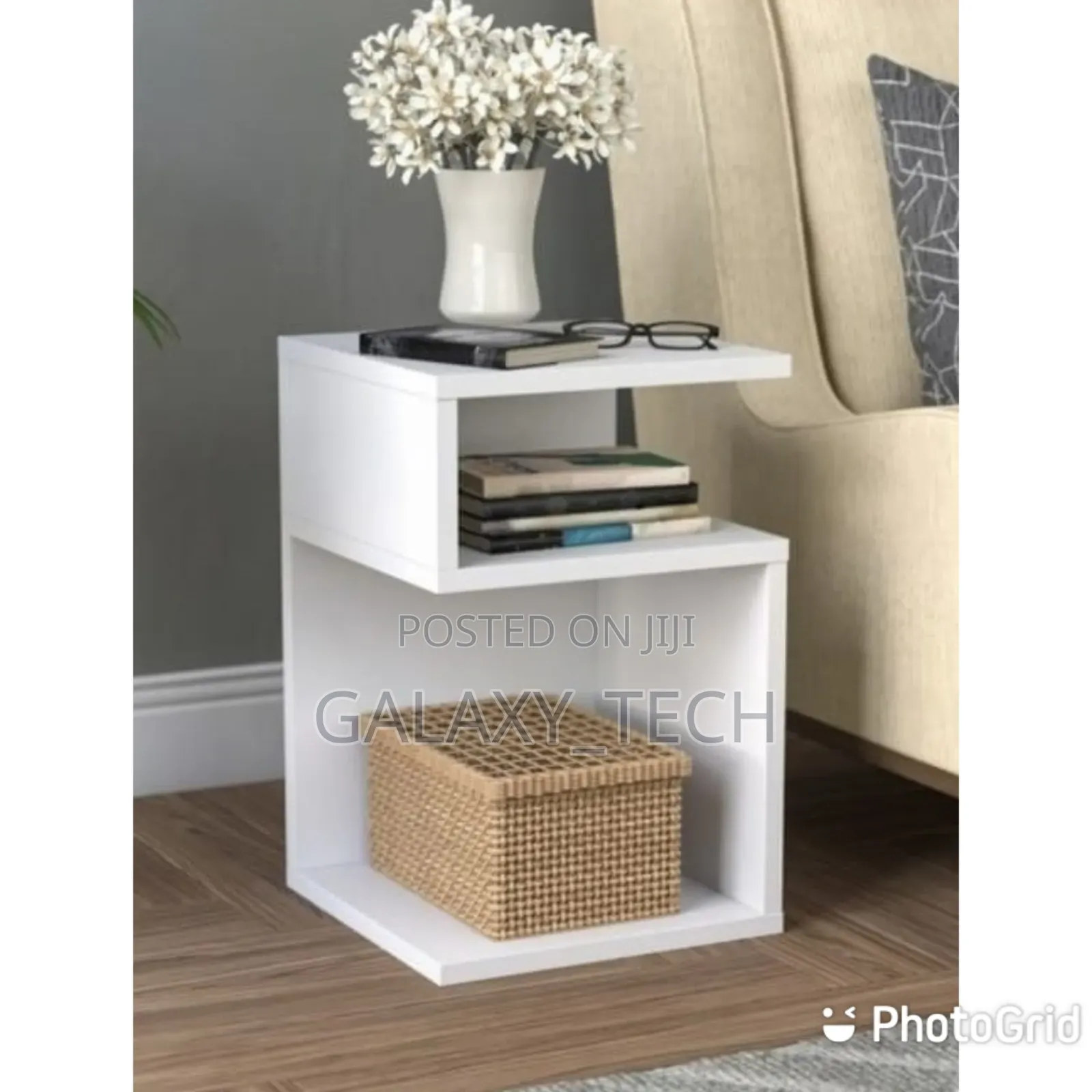 Joy S-Shaped Side Table