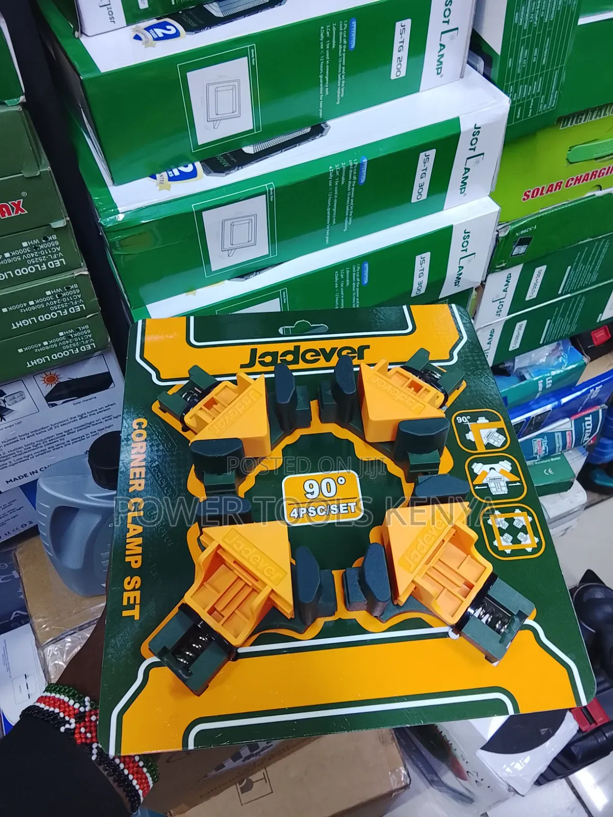 Jadever 90° Corner Clamp Set .,