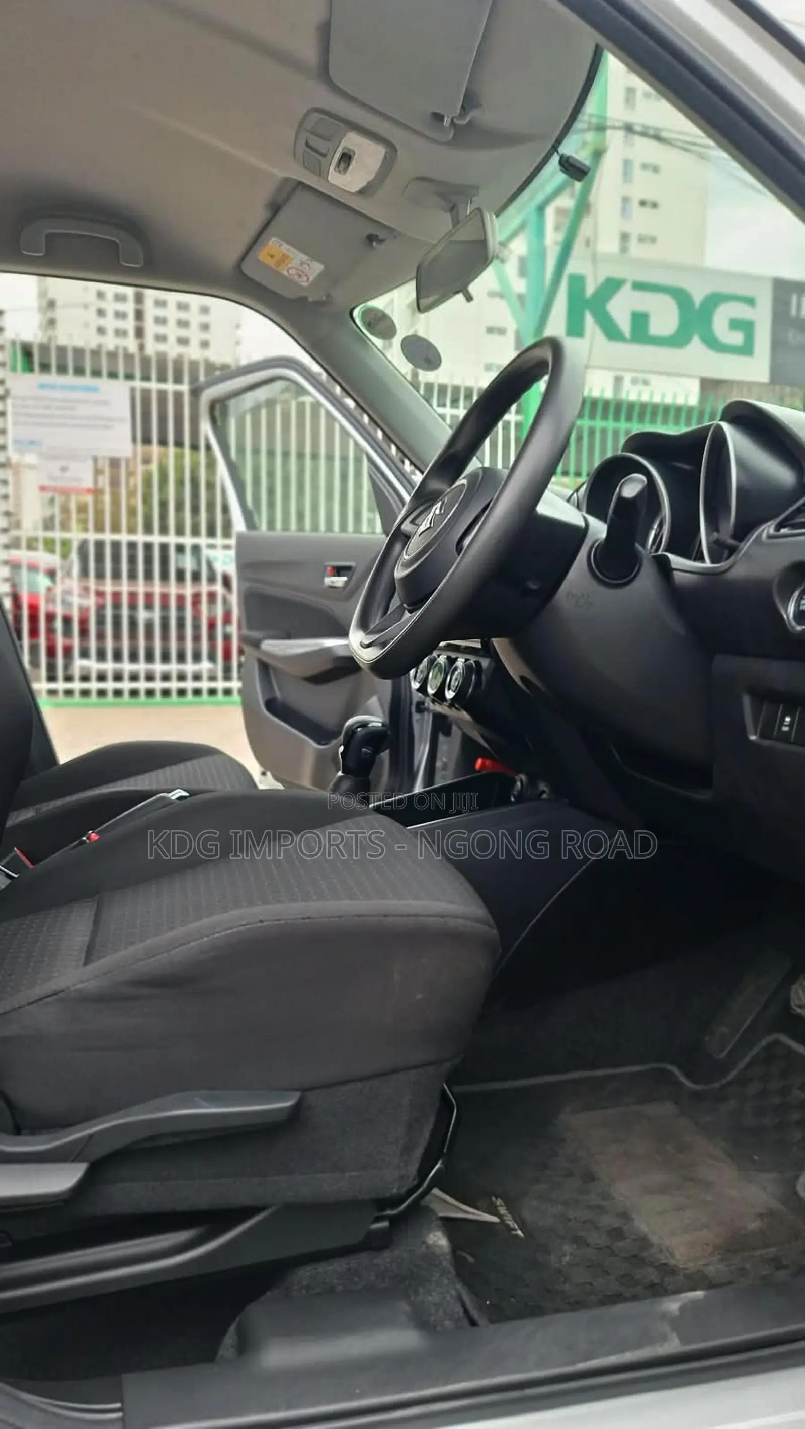 Suzuki Swift 2019 Silver