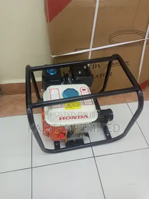 Honda Engine Petrol Concrete Vibrator Set – Complete With 45mm Poker