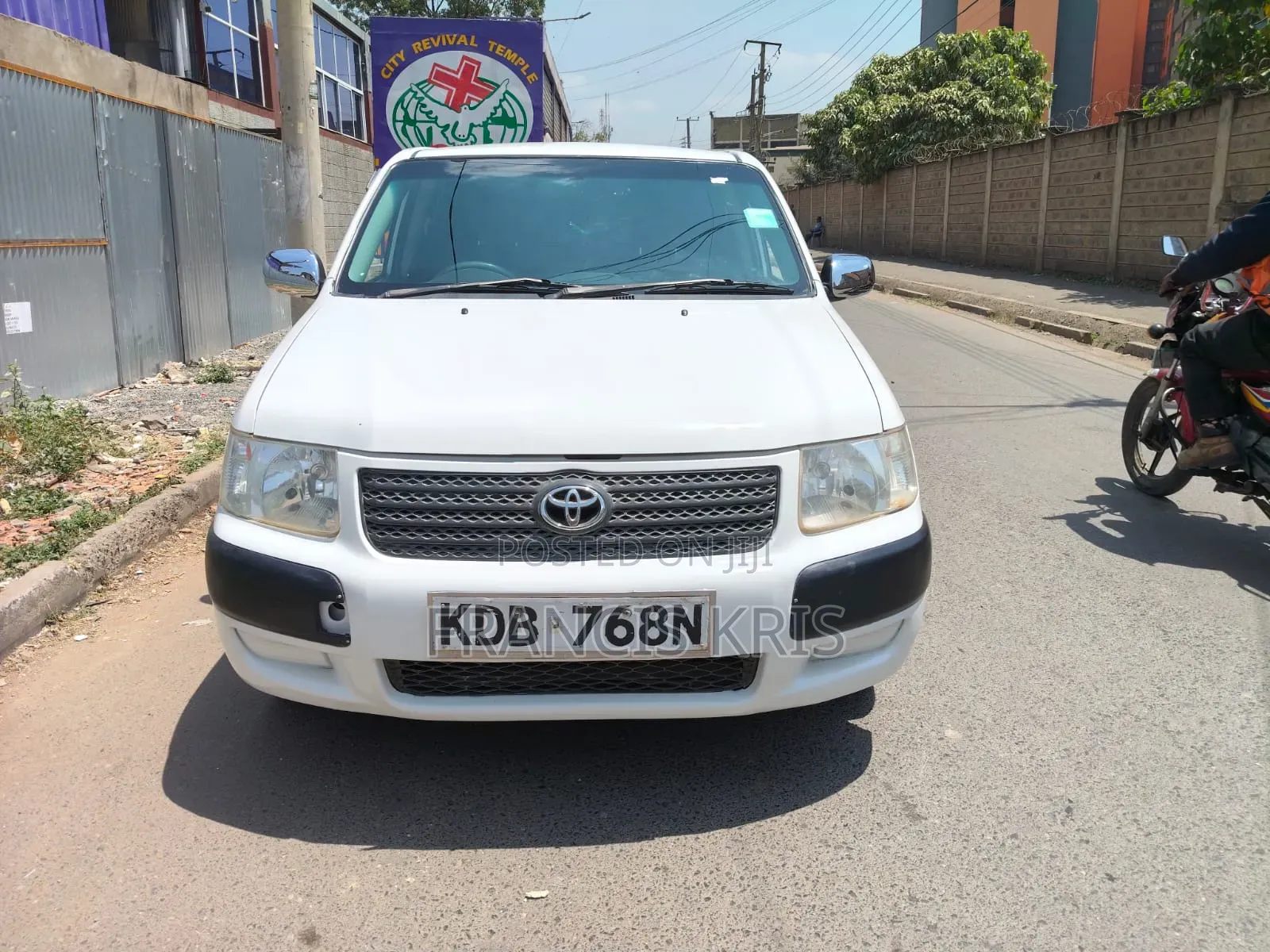 Toyota Succeed SV Premium 2014 White