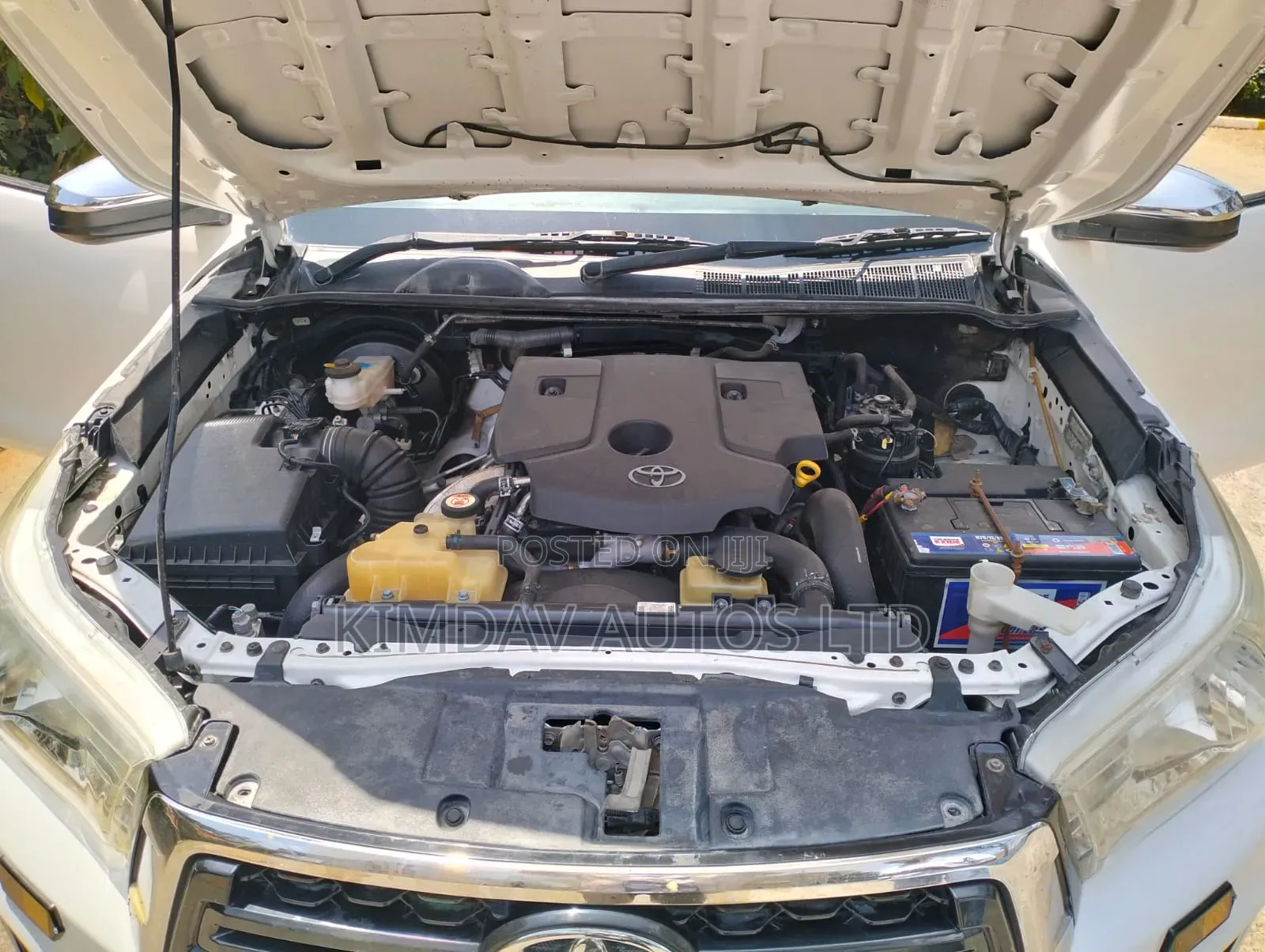 Toyota Hilux 2021 Off white