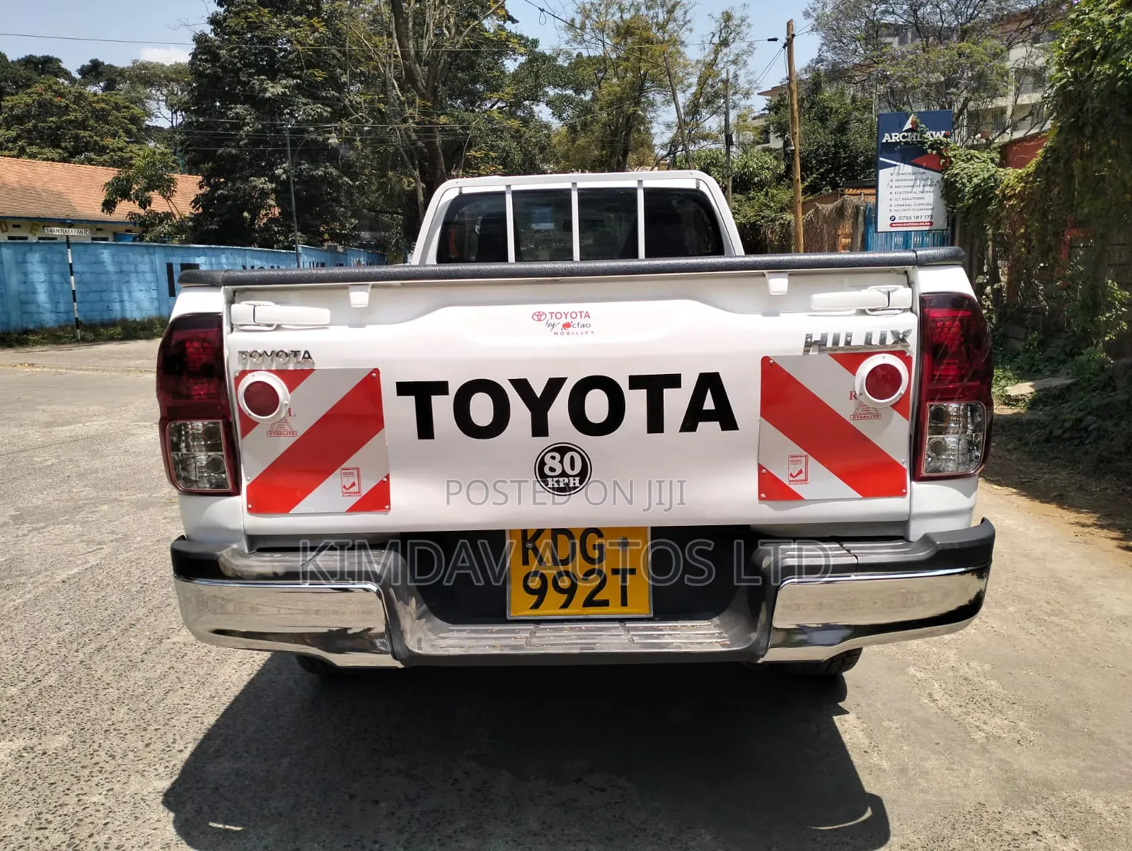 Toyota Hilux 2021 Off white