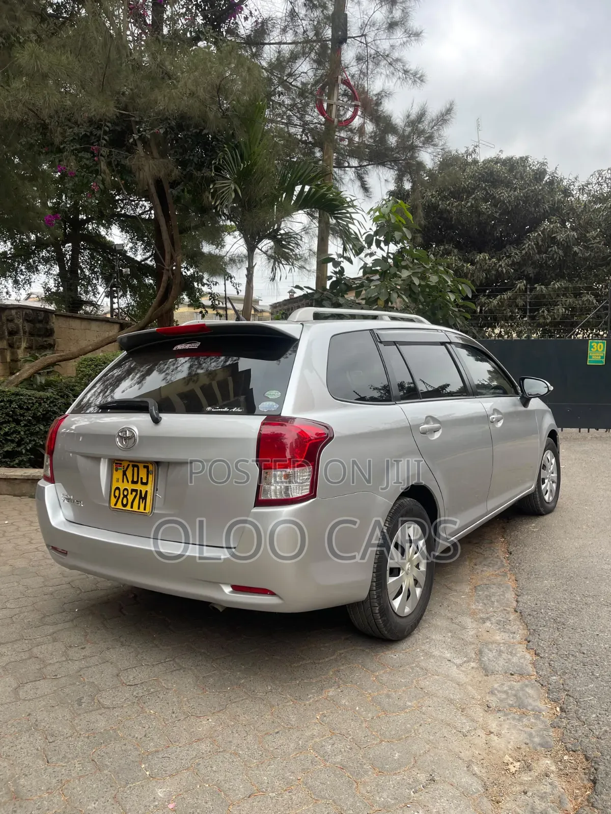 Toyota Corolla Fielder 2014 Silver