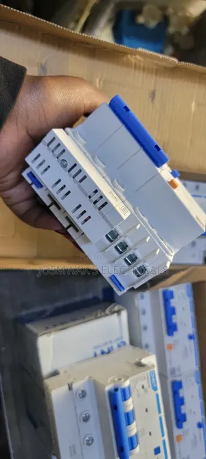 RCCB 4p 32amps
