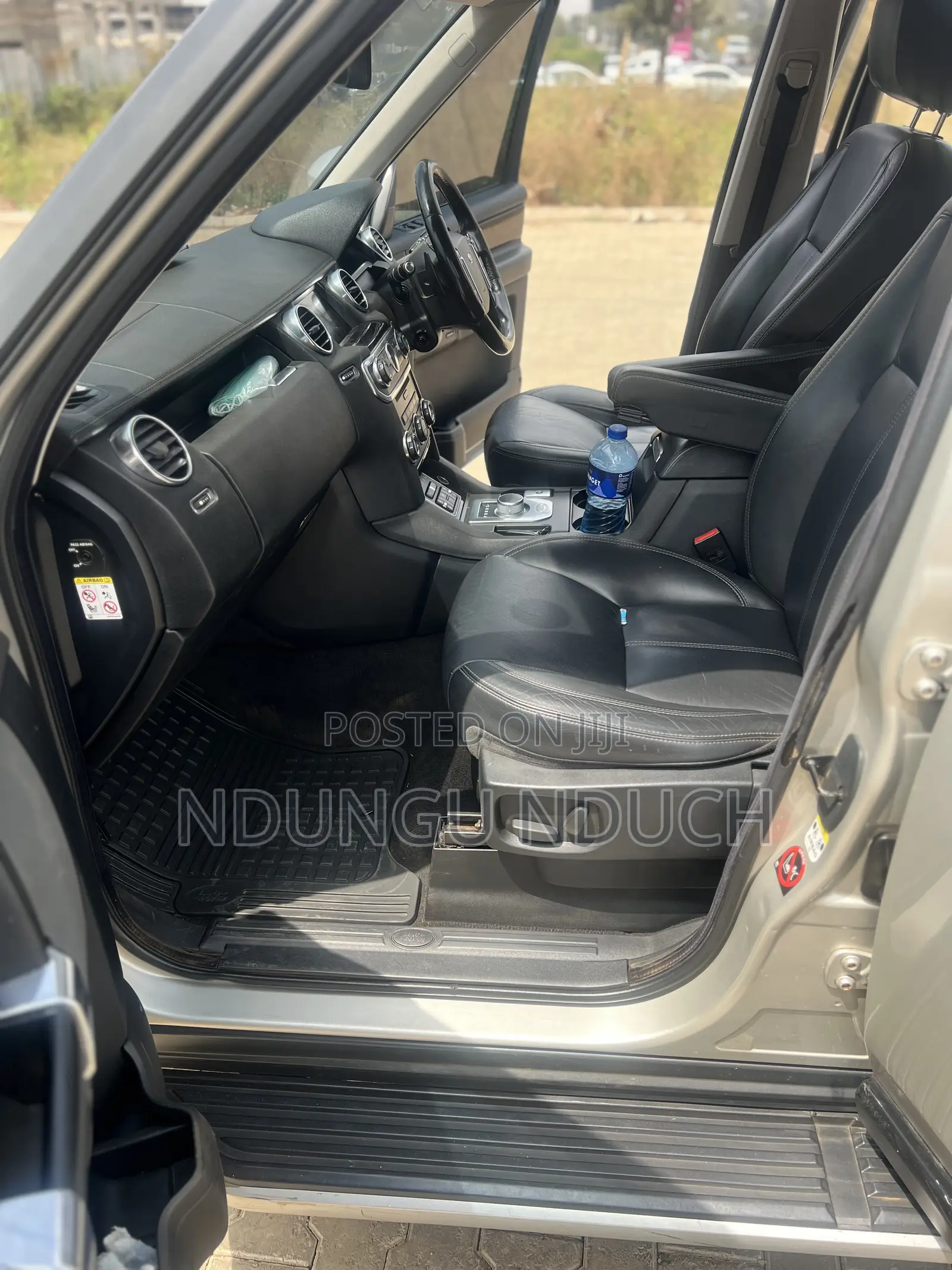 Land Rover Discovery 2014 Silver