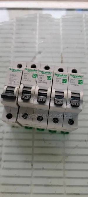 Circuit Breaker 32amps