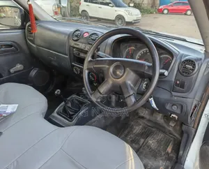 Isuzu D-MAX 2008 White