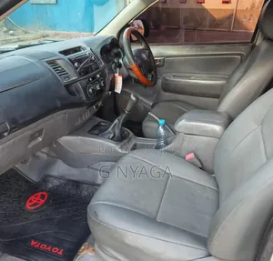 Toyota Hilux 2014 Silver