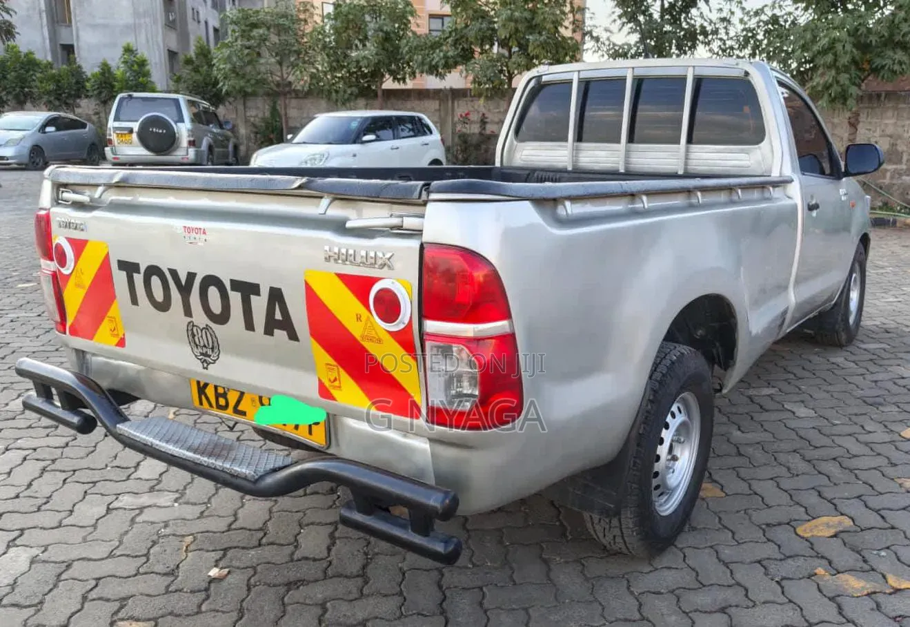 Toyota Hilux 2014 Silver