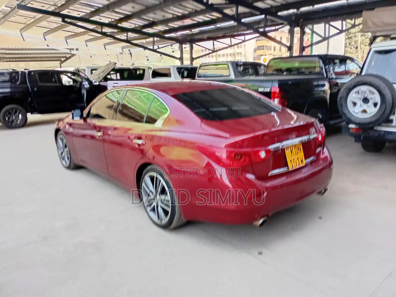 Nissan Skyline 2015 Red