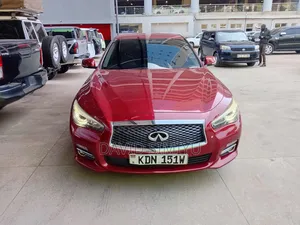 Nissan Skyline 2015 Red
