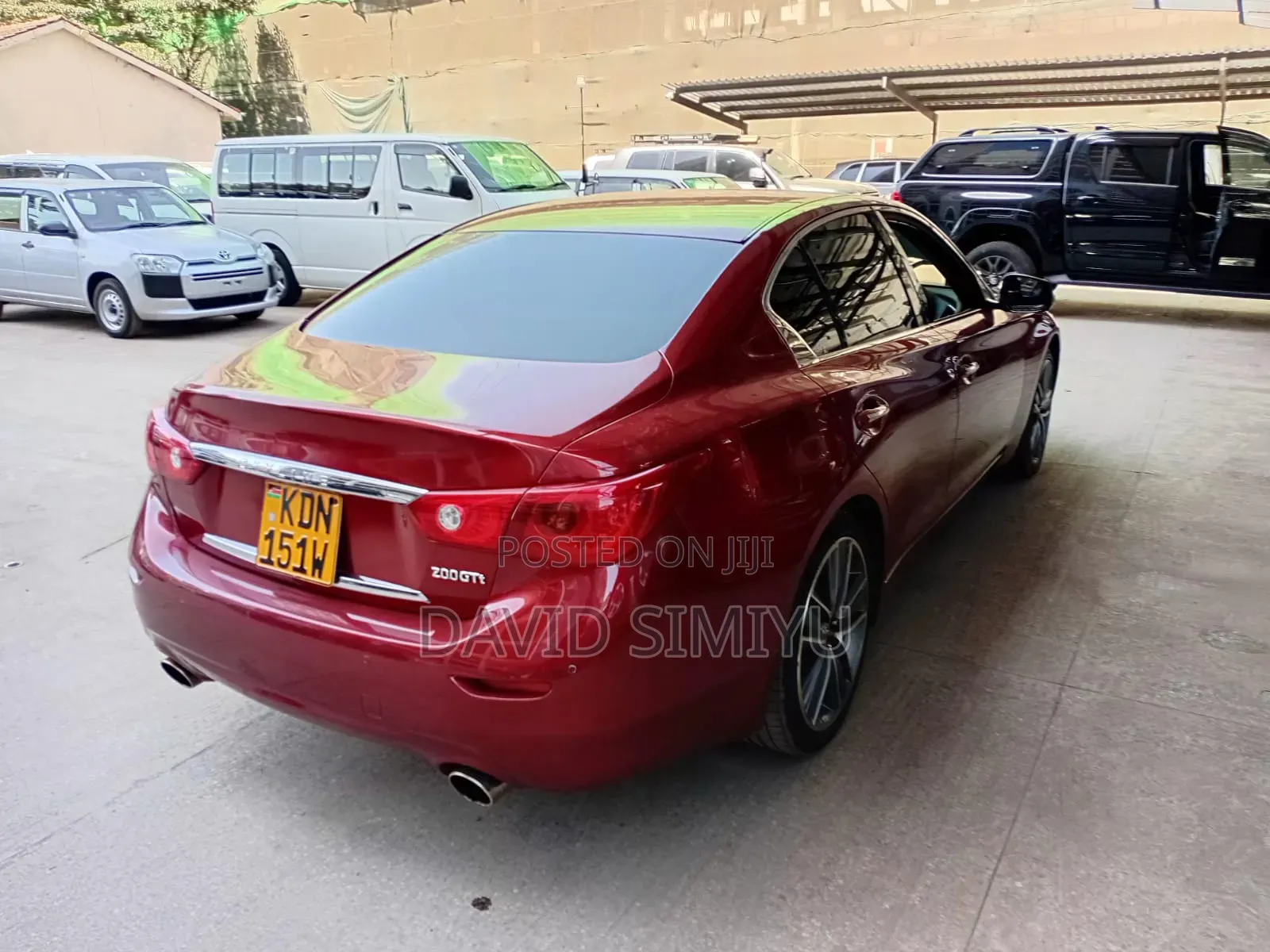 Nissan Skyline 2015 Red
