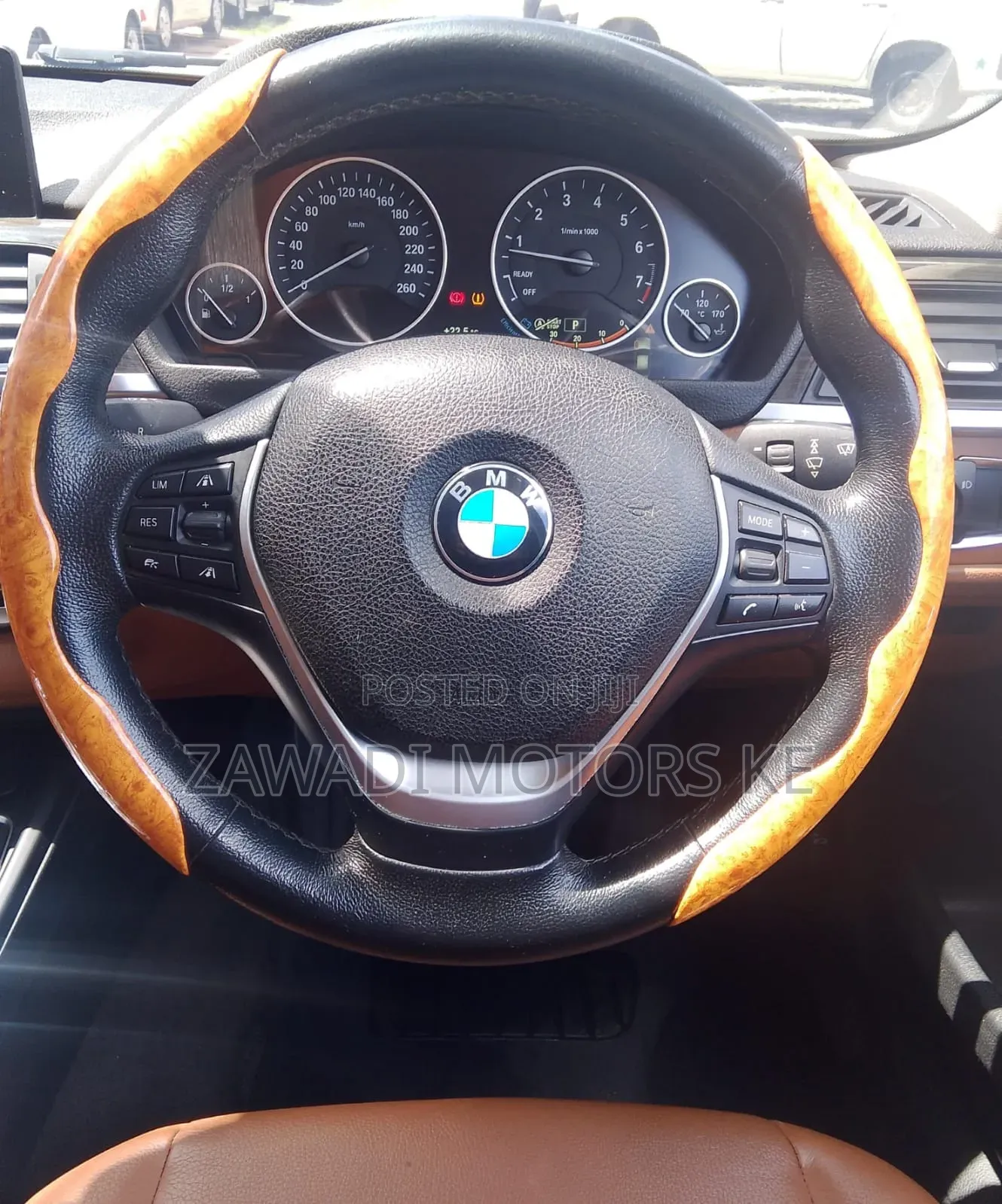 BMW 320i 2015 White